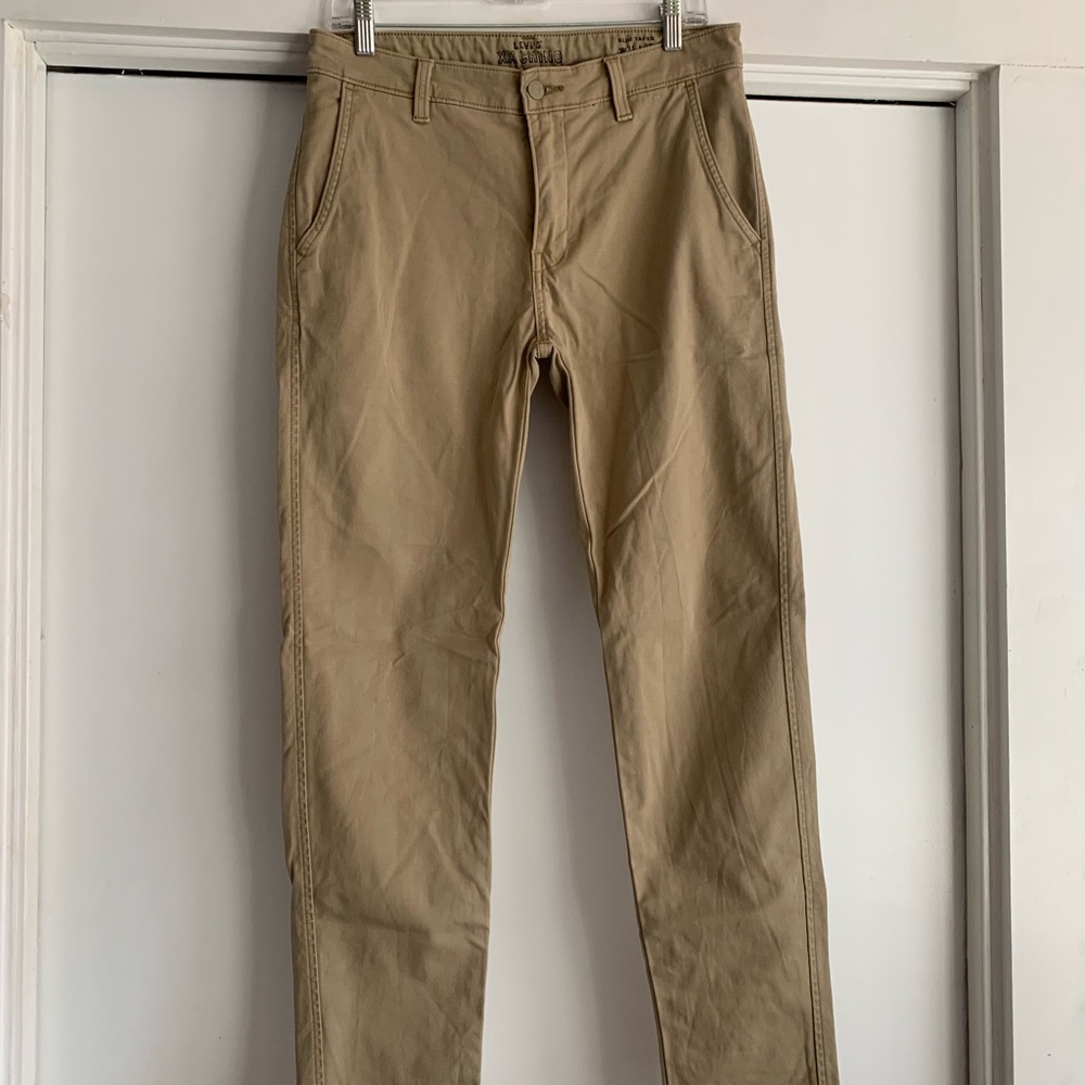 Levi’s Tan Chinos